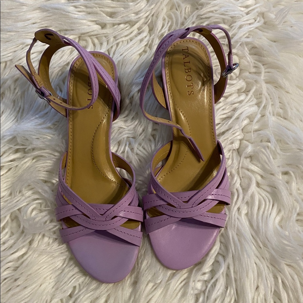 Talbots Lavender Strappy Heels size 5.5 BNWOT see all photos - Picture 3 of 8